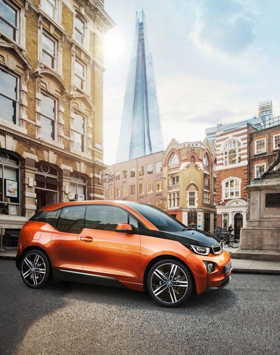  BMW i3 2014 года  (фото 180 из 240)